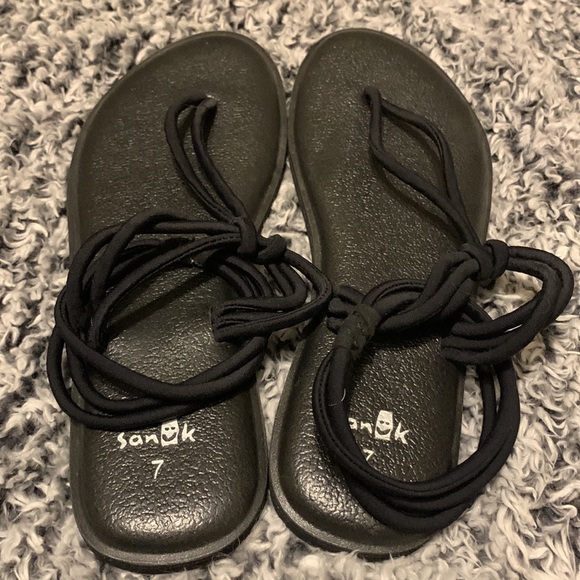 Sanuk sandals - Picture 4 of 4